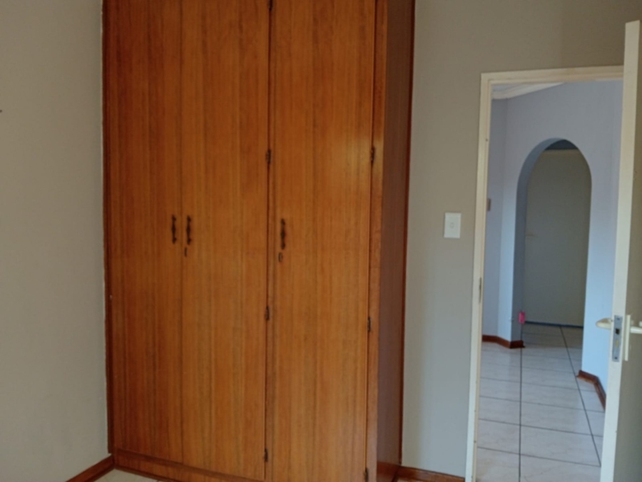 To Let 3 Bedroom Property for Rent in Langenhovenpark Free State